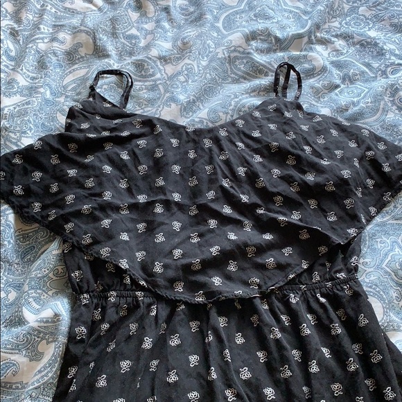 Flowered old navy dress - Picture 2 of 3